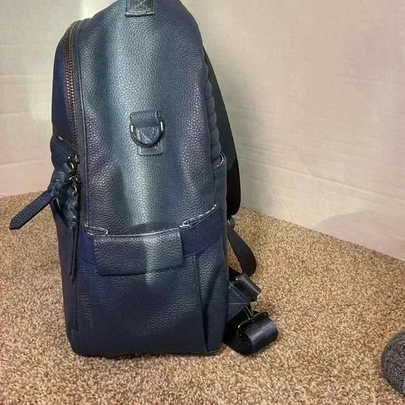 Rad|Rev navy blue backpack/diaper bag. Great condition! - Picture 3 of 11
